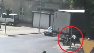 Tir o mało nie rozjechał wózka z dziećmi w Świdwinie