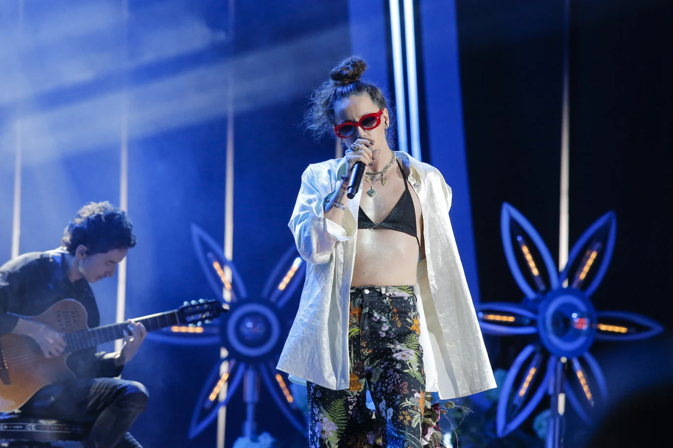 Michał Szpak podczas "Earth Festival. Gwiazdy dla Czystej Polski 2021" Michał Szpak podczas "Earth Festival. Gwiazdy dla Czystej Polski 2021"