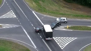 Dron nagrał wypadek. Pani z Audi zagapiła się? 