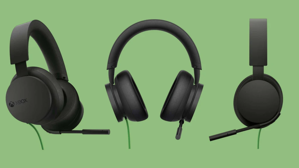 Xbox Stereo Headset na temat moment jest najtańszym wariantem słuchawkowym dla chętnych na zakup zestawu od Microsoftu. Dla tych, którzy oczekują czegoś bardziej wyszukanego, co zapewni większą wygodę i lepsze doświadczenia, dedykowane są bezprzewodowe zestawy: Wspomniany wcześniej Wireless Headset wykorzystujący technologię Bluetooth w cenie 449 zł lub wyjątkowy zestaw Beoplay Portal - urządzenie z najwyższej półki zaprojektowane we współpracy z prestiżową marką audio Bang & Olufsen, którego wartość oscyluje na granicy kwoty, jaką trzeba wydać na konsolę nowej generacji Xbox Series X, to jest 2 249 zł. 