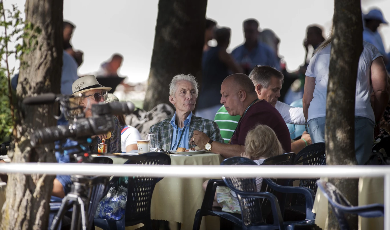 Charlie Watts w Janowie Podlaskim - 2015 r. Charlie Watts w Janowie Podlaskim - 2015 r.