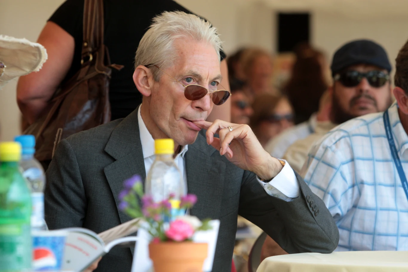 Charlie Watts w Janowie Podlaskim - 2009 r. Charlie Watts w Janowie Podlaskim - 2009 r.