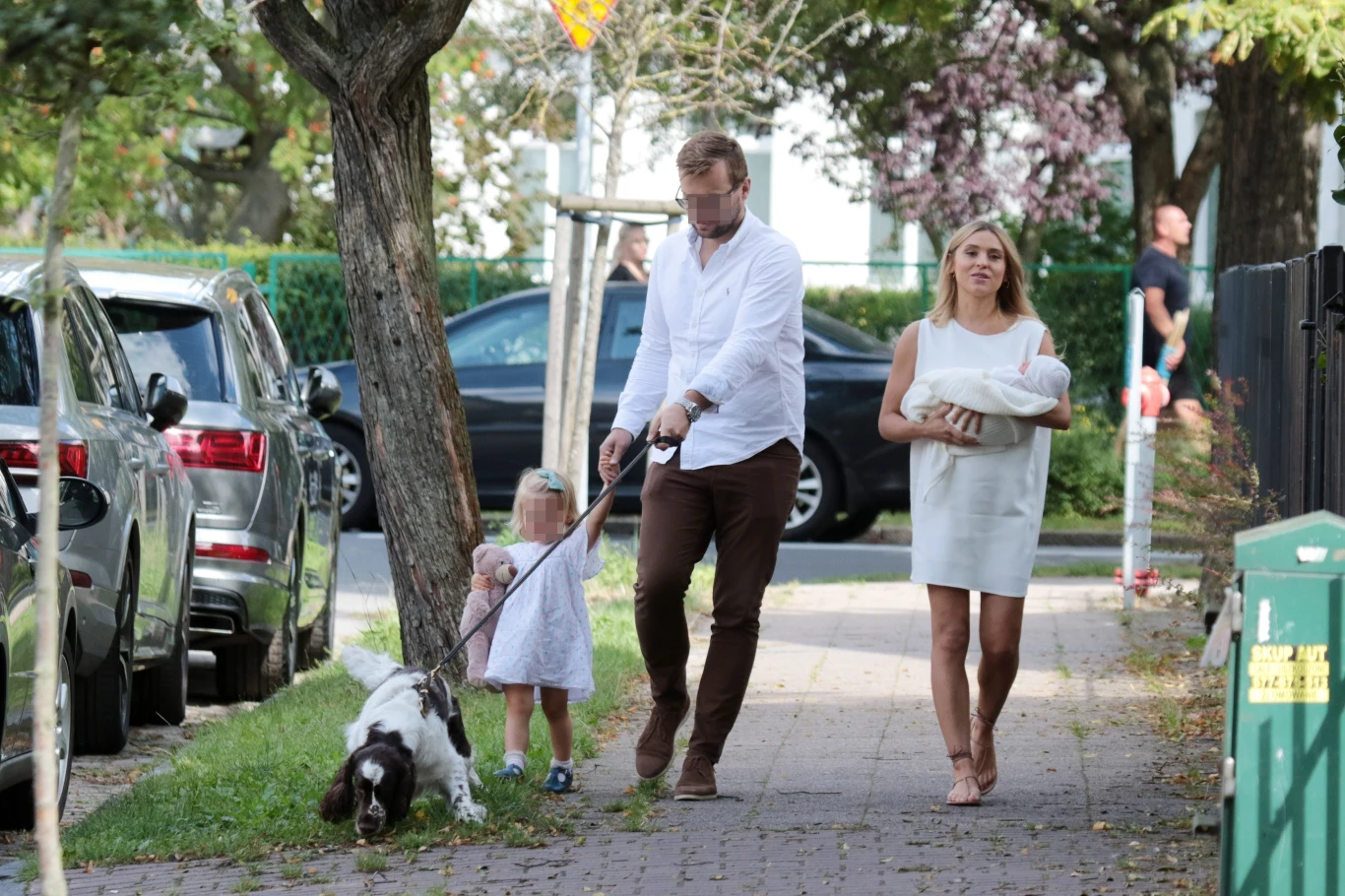 Wizyta Kasi z pewnością ucieszyła dziadków, którzy już nie mogli doczekać się widoku nowej wnuczki.
Wizyta Kasi z pewnością ucieszyła dziadków, którzy już nie mogli doczekać się widoku nowej wnuczki.