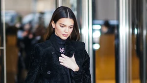 Kendall Jenner pozuje na jachcie