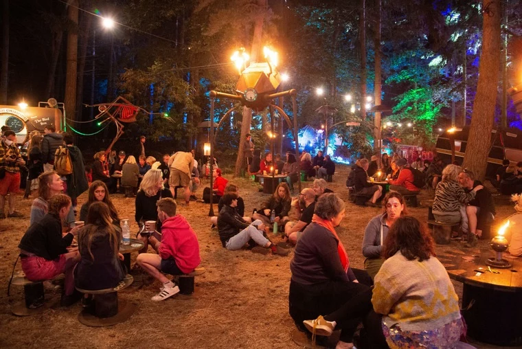 Setki zakażonych po festiwalu muzycznym Setki zakażonych po festiwalu muzycznym