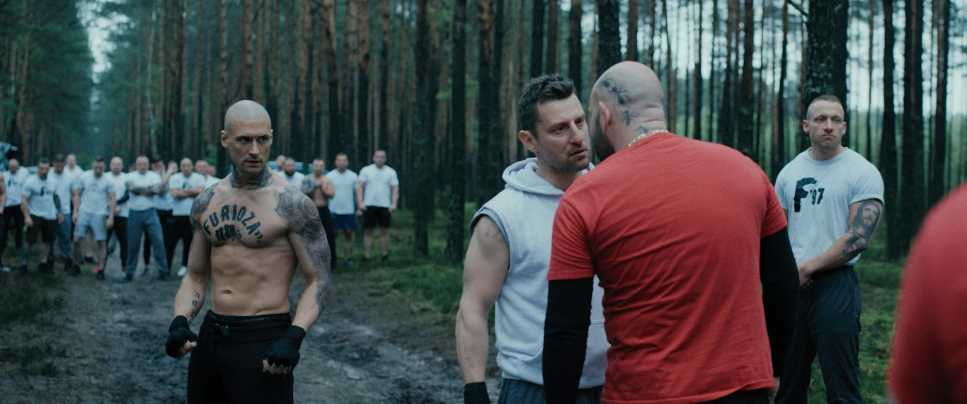 "Bardzo lubię takie przygotowania i bardzo się cieszę, że miałem na to czas i możliwości, bo starałem się zrobić sobie miejsce na ten film, żeby móc się na nim skupić, bo jest to rola bardzo wymagająca i trudna" - przekonuje Banasiuk.