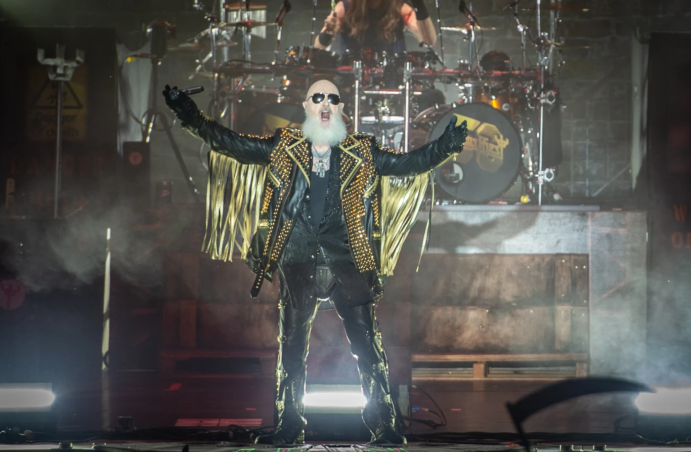 Rob Halford (Judas Priest) nazywany jest Metalowym Bogiem Rob Halford (Judas Priest) nazywany jest Metalowym Bogiem