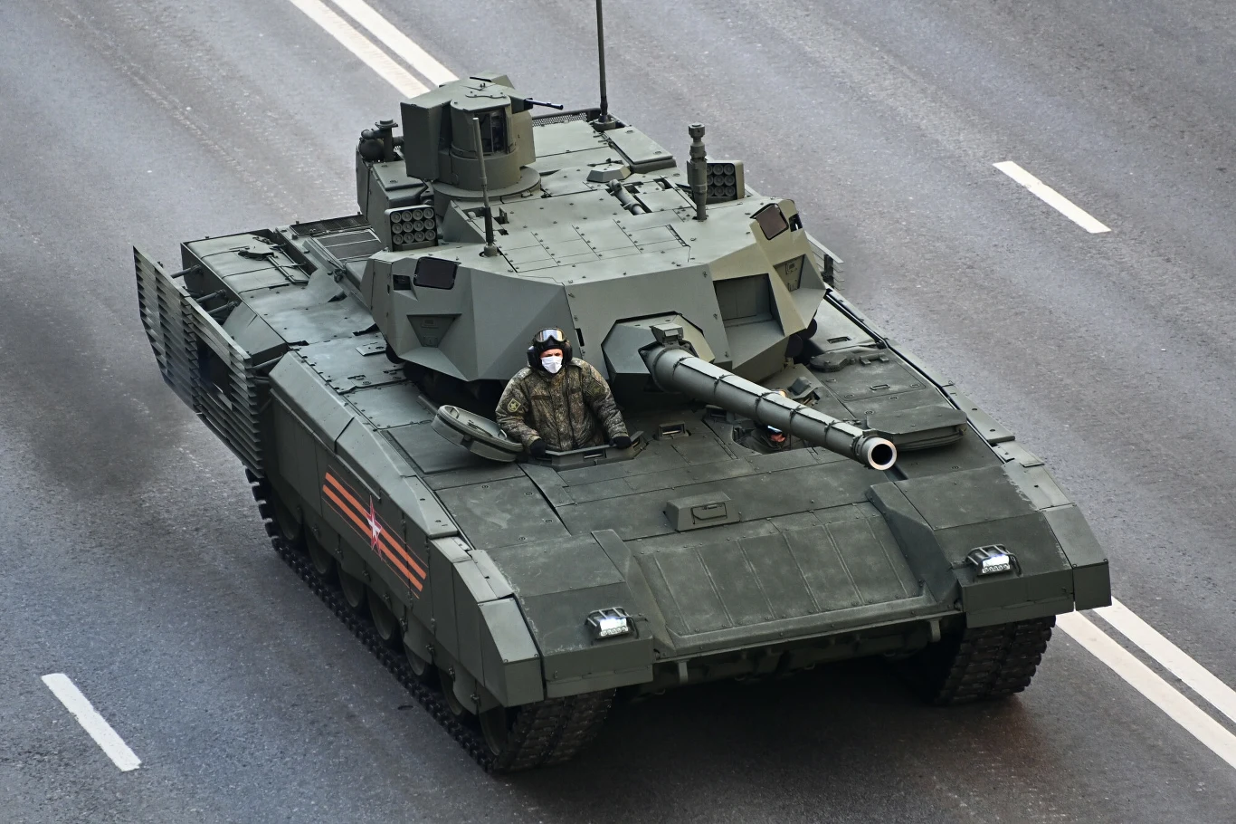 T-14 podczas defilady w Moskwie T-14 podczas defilady w Moskwie