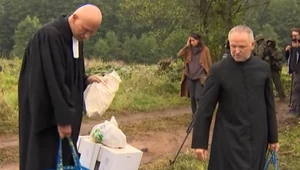 Ks. Lemański na granicy polsko-białoruskiej 