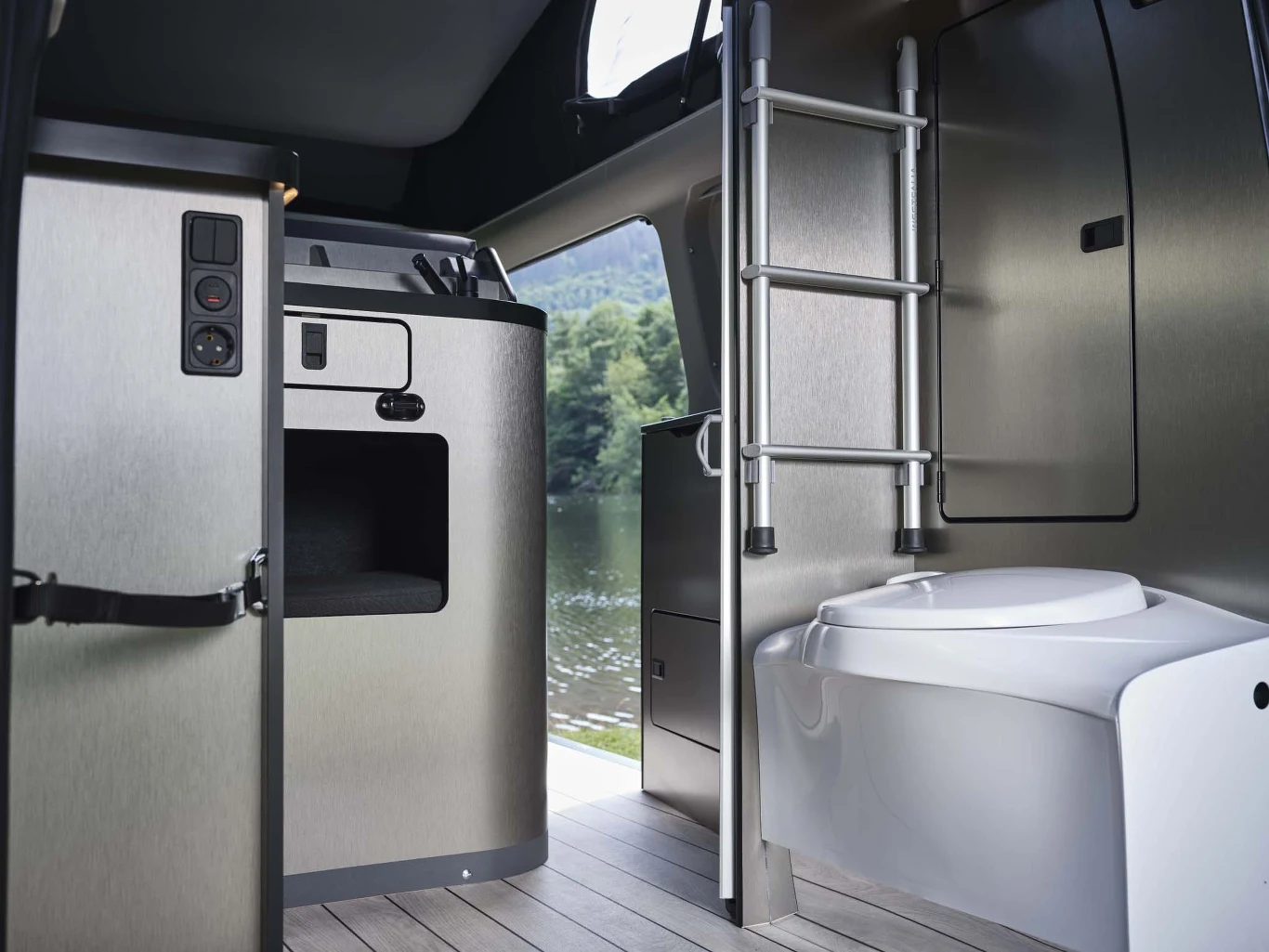 Ford Transit Nugget Active