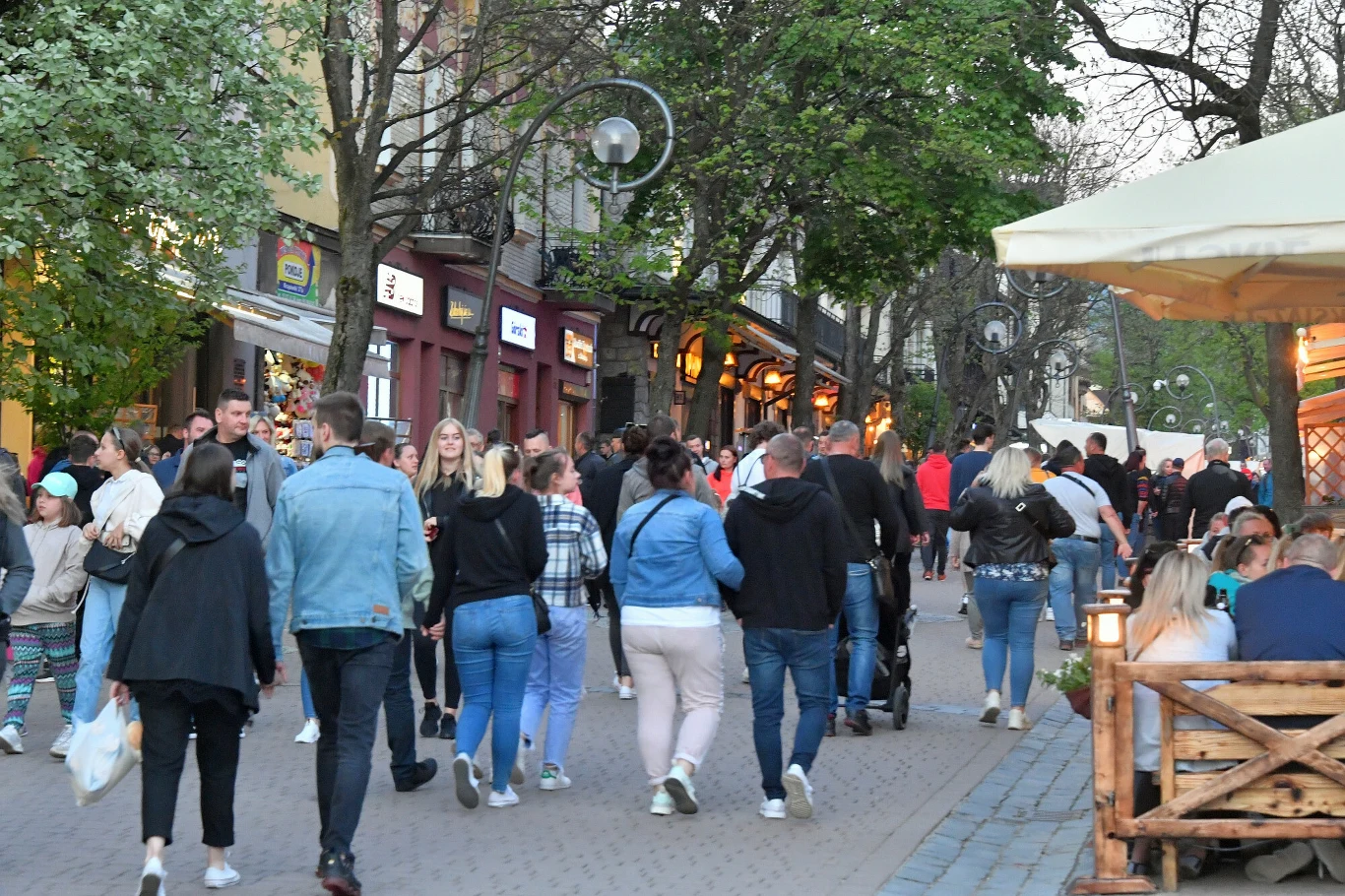 Podhale w tym roku przeżywa prawdziwe oblężenie turystów. Jednak niektórzy są stratni w tym sezonie Podhale w tym roku przeżywa prawdziwe oblężenie turystów. Jednak niektórzy są stratni w tym sezonie