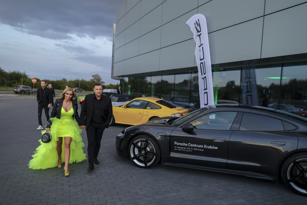 Monika Chwajoł na premierze nowego modelu Porsche