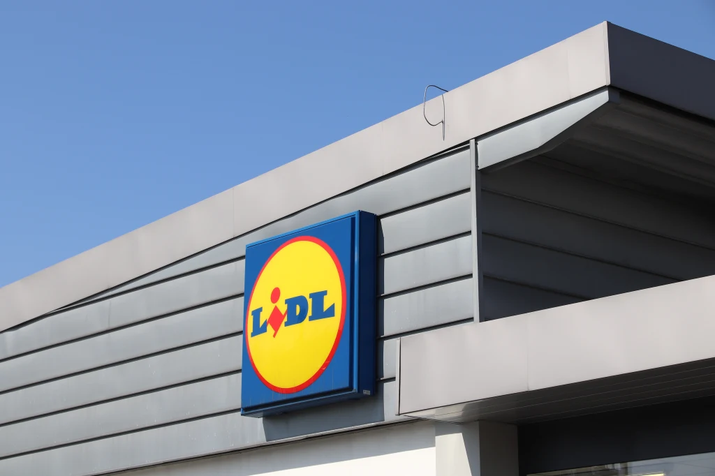 Dzięki umowie z DHL Parcel, liczba dyskontów Lidl będących jednocześnie placówkami pocztowymi powiększy się o ponad 700