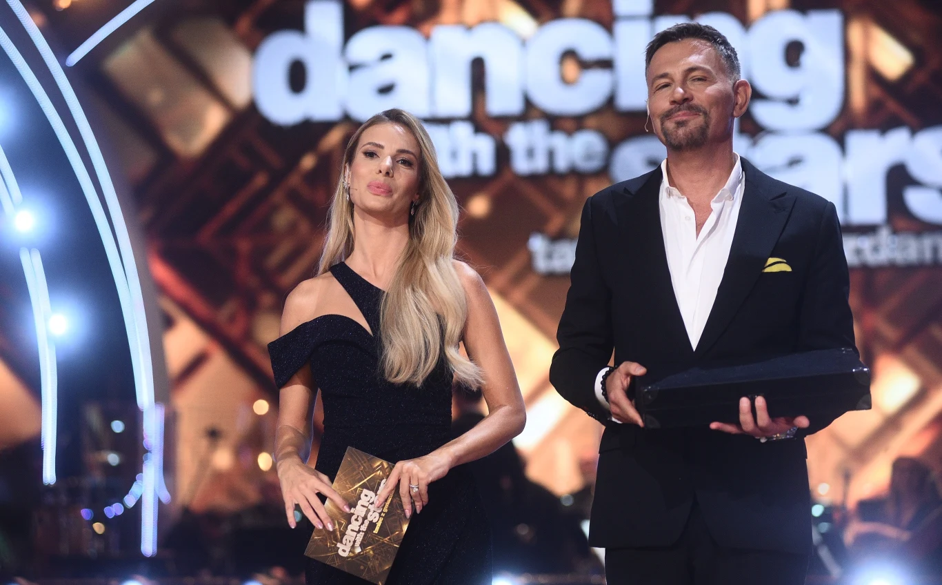 Izabela Janachowska i Krzysztof Ibisz - prowadzący "Tańca z gwiazdami" Izabela Janachowska i Krzysztof Ibisz - prowadzący "Tańca z gwiazdami"