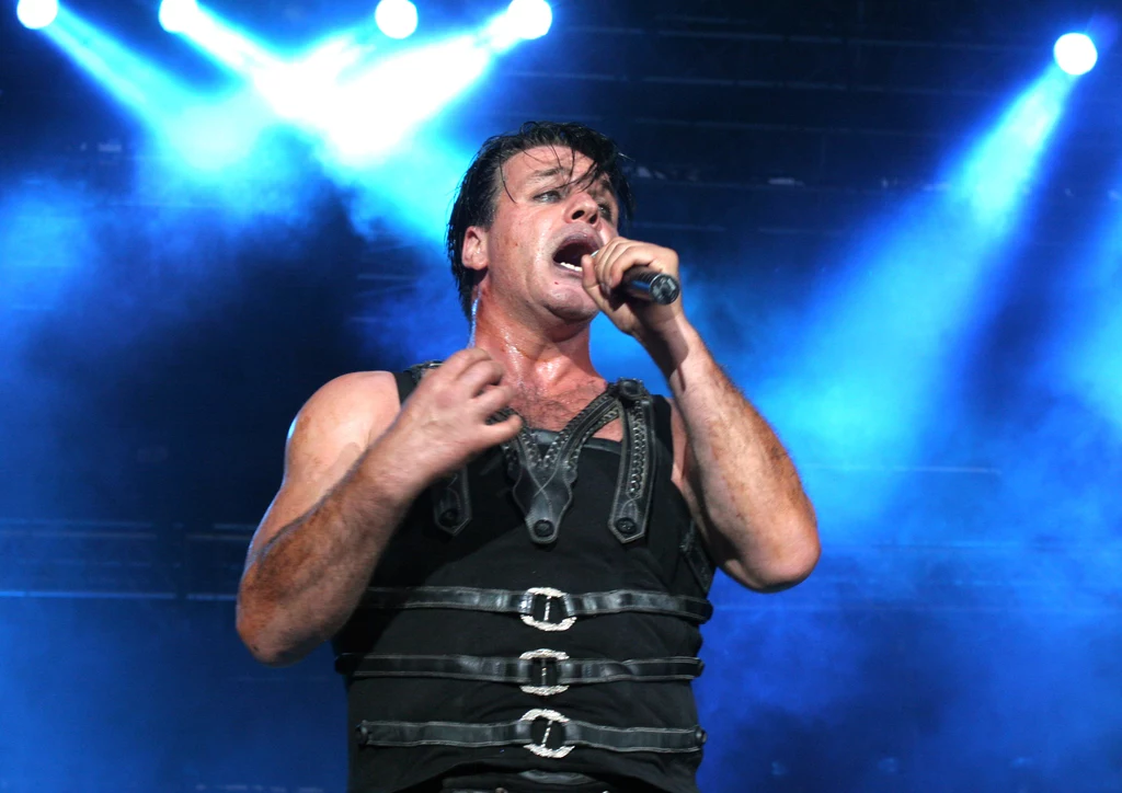 Till Lindemann znany jest z metalowej grupy Rammstein