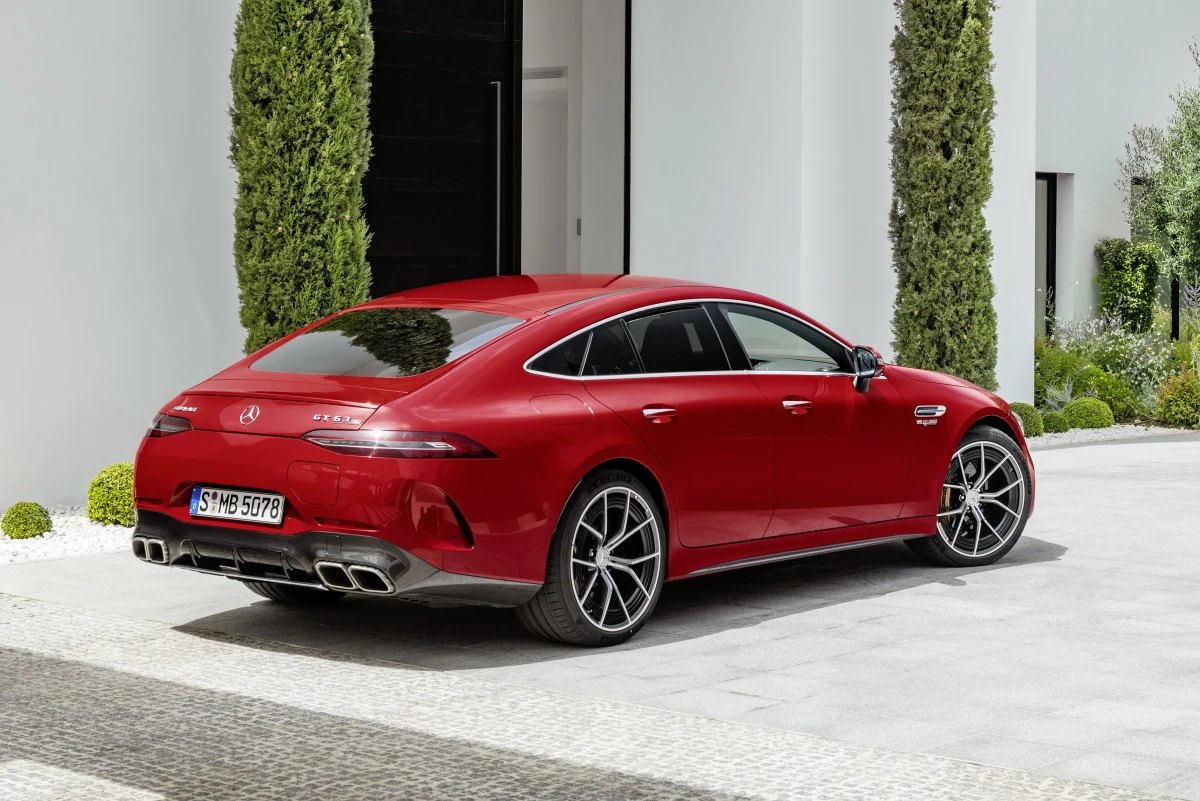 Mercedes-AMG GT 63 S E Performance