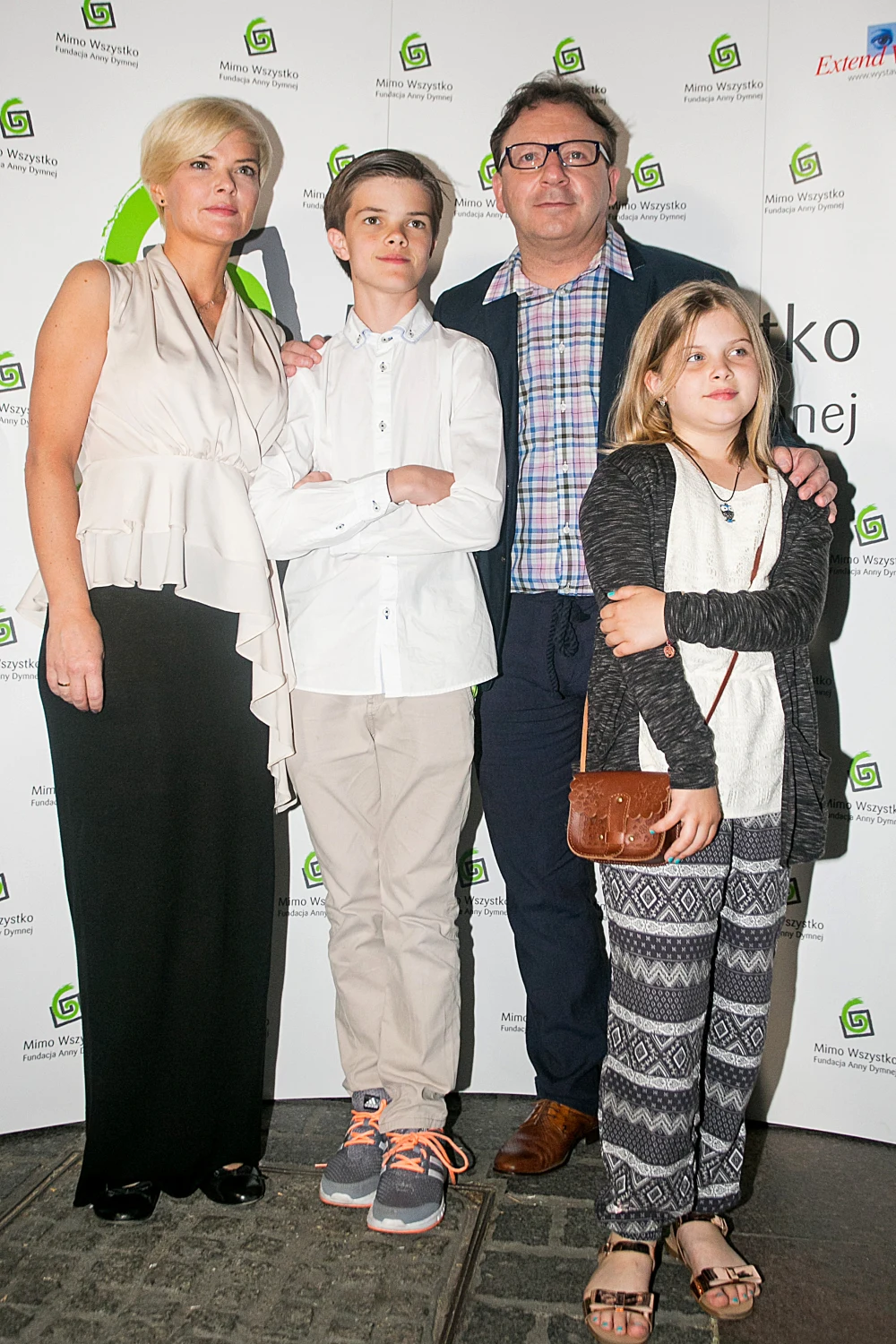 Monika Richardson z dziećmi Tomaszem i Zofią oraz Zbyszkiem Zamachowskim Monika Richardson z dziećmi Tomaszem i Zofią oraz Zbyszkiem Zamachowskim