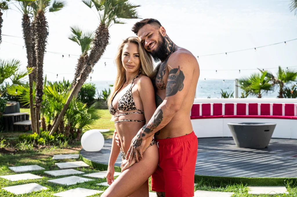 "Love Island. Wyspa Miłości" "Love Island. Wyspa Miłości"