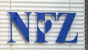 System opieki zdrowotnej w Polsce działa tak, że głównym źródłem jego finansowania jest ubezpieczenie zdrowotne w NFZ