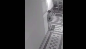 Zniszczył drzwi biura PiS. Ustalono sprawcę