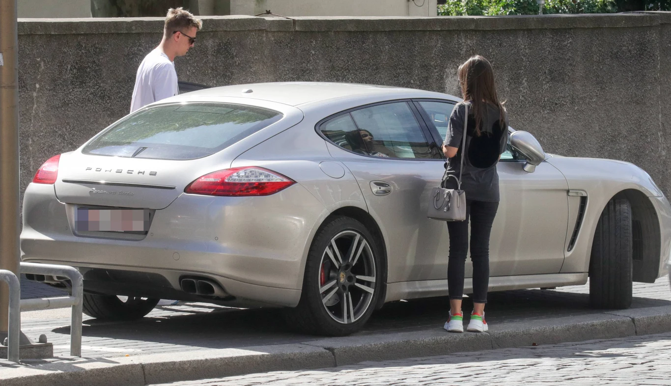 Piotr "Pikej" Kukulski z dziewczyną Piotr "Pikej" Kukulski z dziewczyną