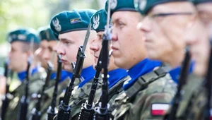 Żołnierze mają zastąpić protestujący personel ratowniczy na Mazowszu