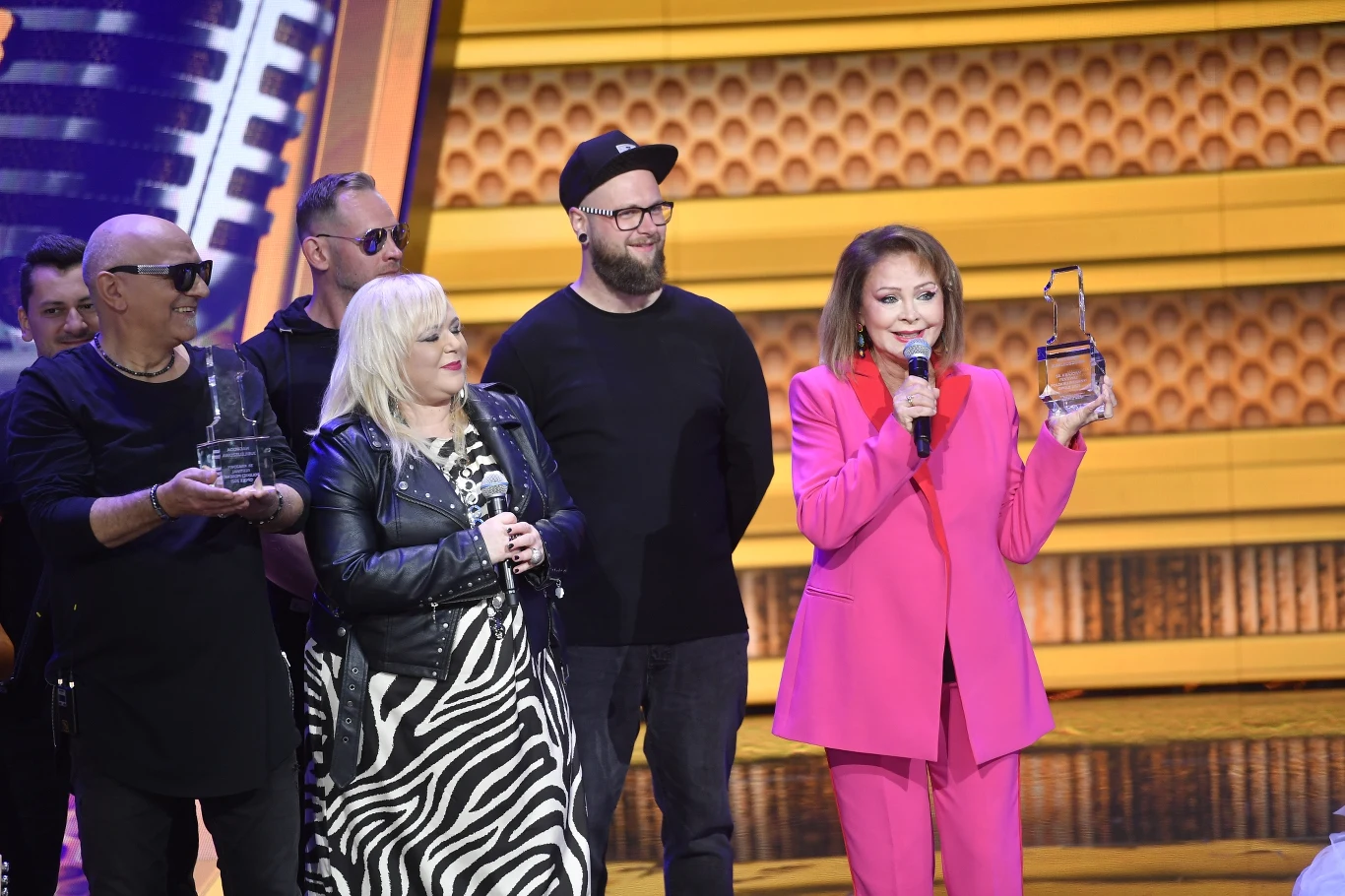 Izabela Trojanowska wykonała przebój "Wszystko czego dziś chcę".