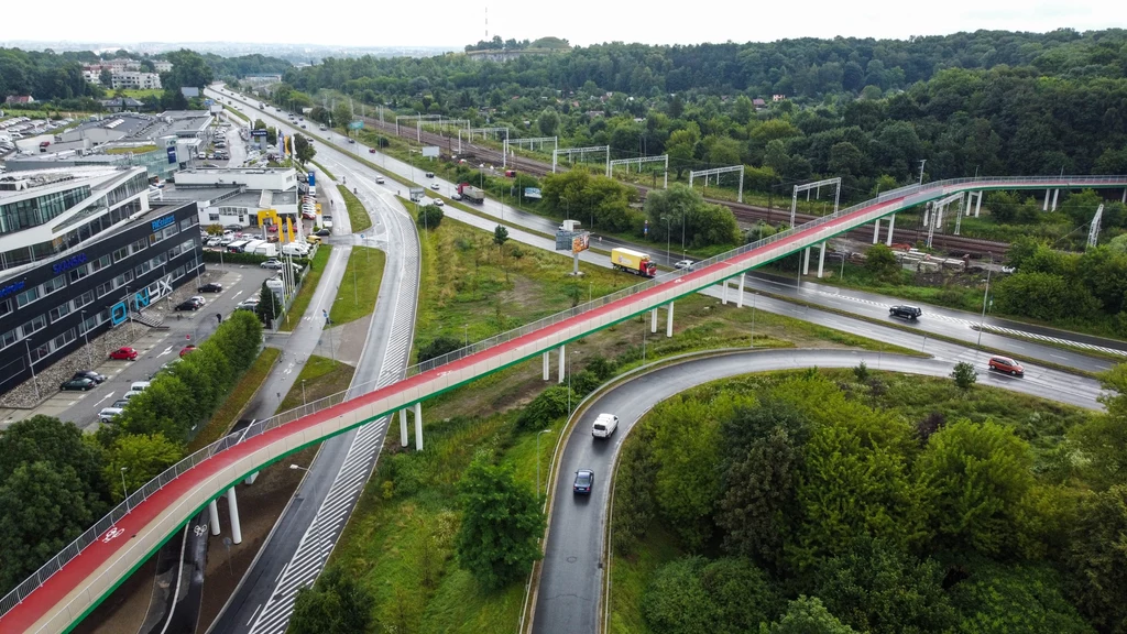 Kładka wzdłuż ul. Kamieńskiego to dla Krakowa rowerowa rewolucja.