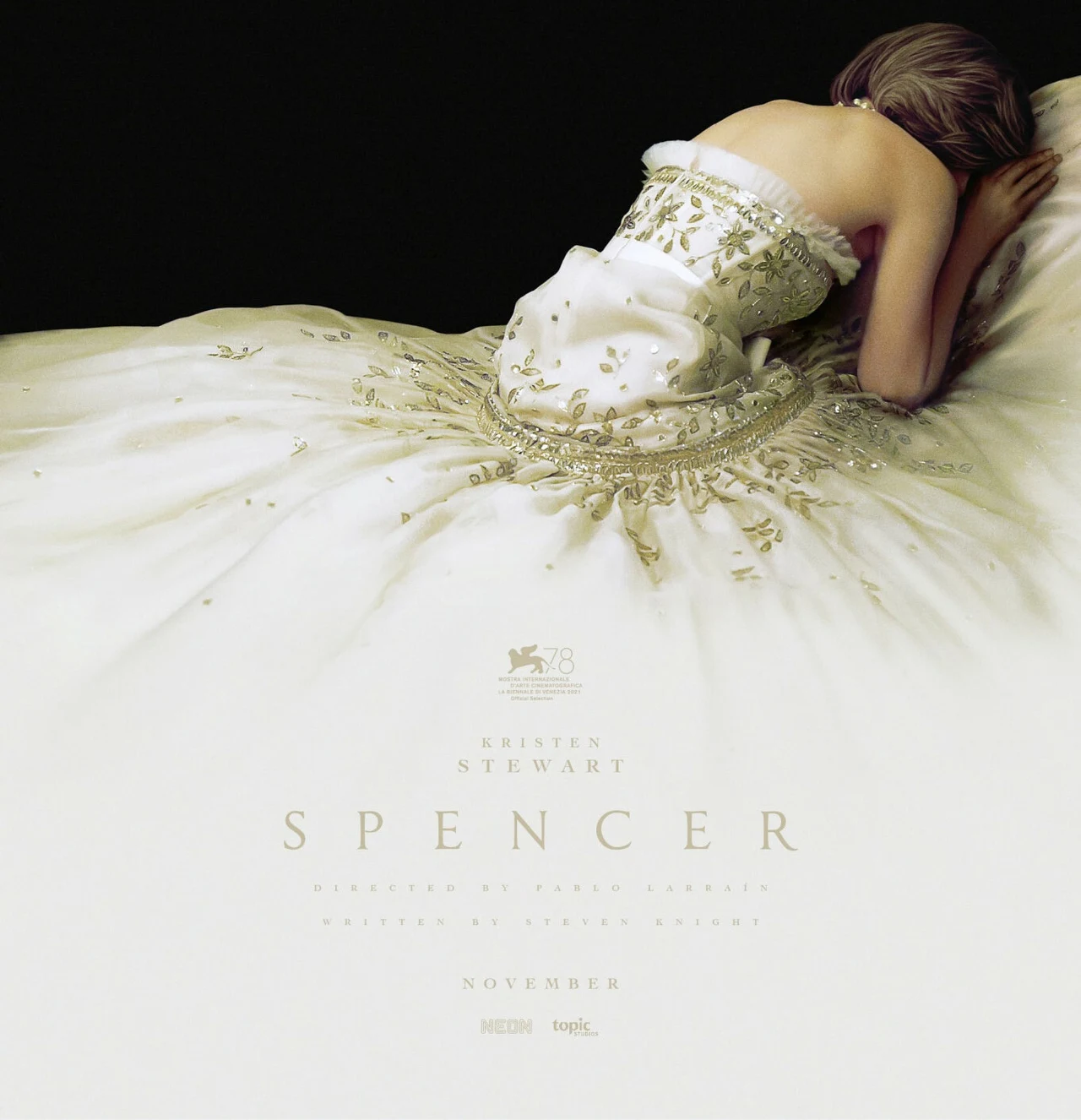 Kristen Stewart na plakacie filmu "Spencer" Kristen Stewart na plakacie filmu "Spencer"