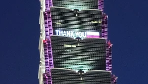 Polska flaga na najwyższym wieżowcu na Tajwanie