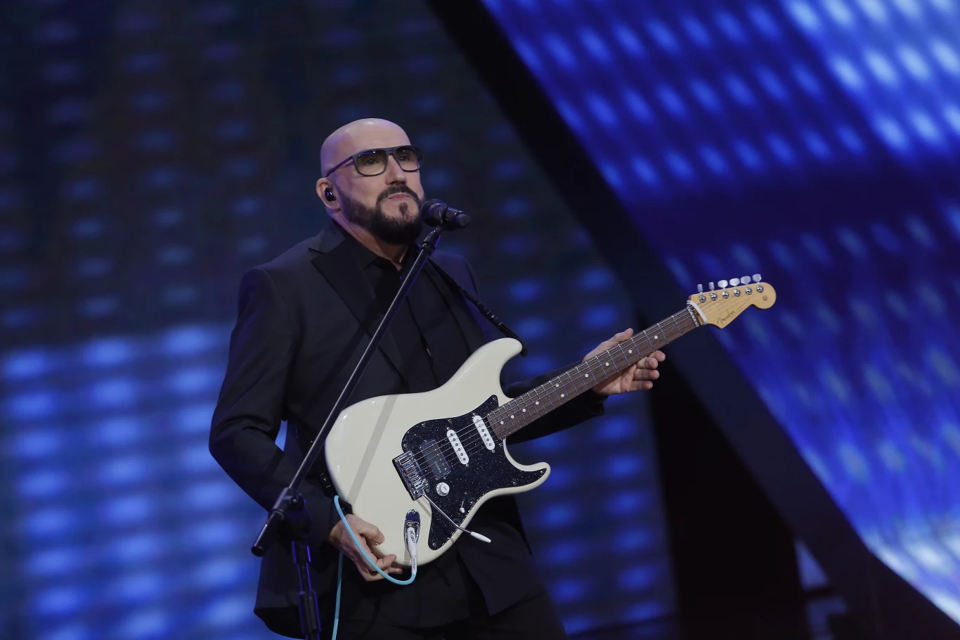 Grzegorz Skawiński zaśpiewał "Nie zostało nam już nic" oraz utwór Kombii "Pokolenie". 