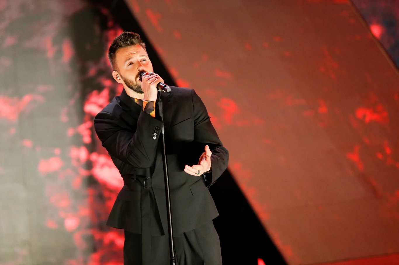 Grzegorz Hyży zaprezentował publiczności utwór "Smak skandali".