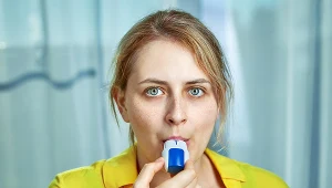 Dopóki czynnik wyzwalający (palenie) nie zniknie, nie można liczyć na poprawę