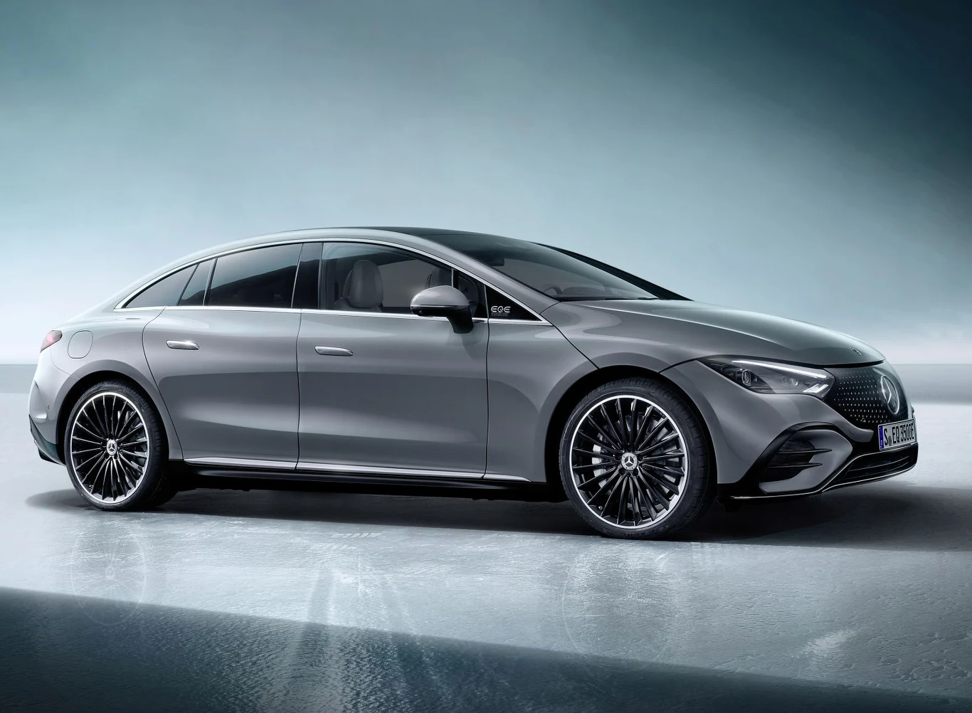 Mercedes-EQ EQE Mercedes-EQ EQE