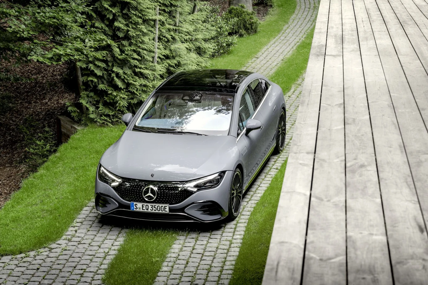 Mercedes-EQ EQE Mercedes-EQ EQE