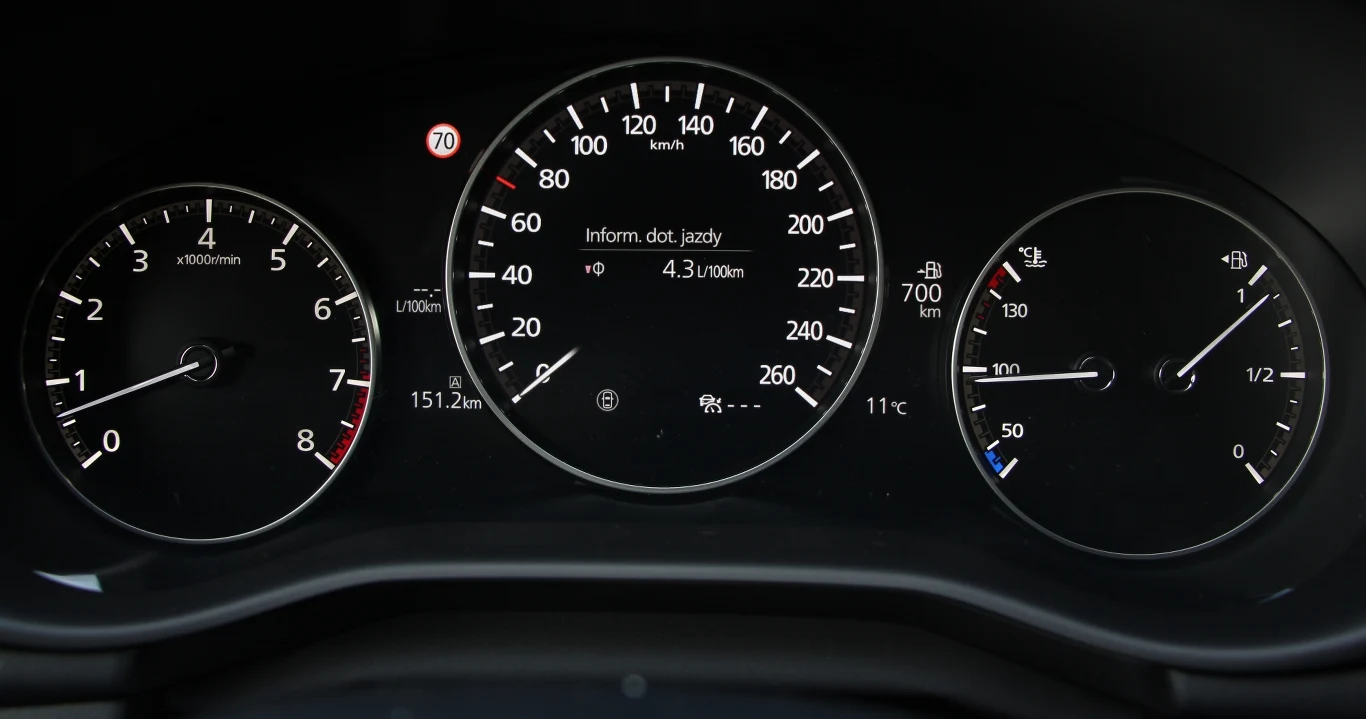 Mazda 3 e-SkyactivX Mazda 3 e-SkyactivX