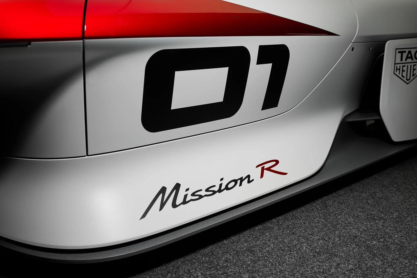 Porsche Mission R