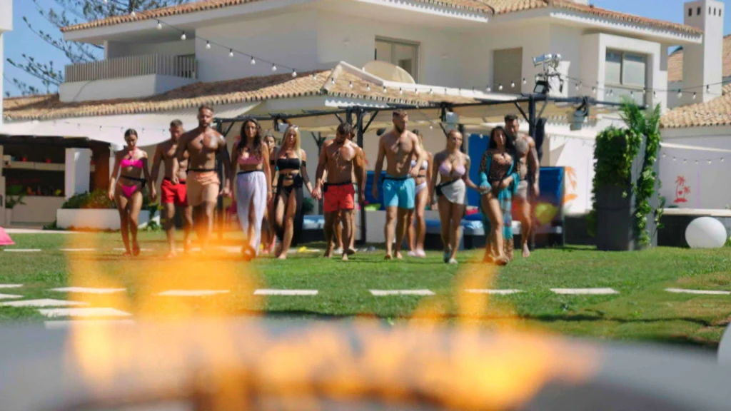 "Love Island. Wyspa Miłości" "Love Island. Wyspa Miłości"