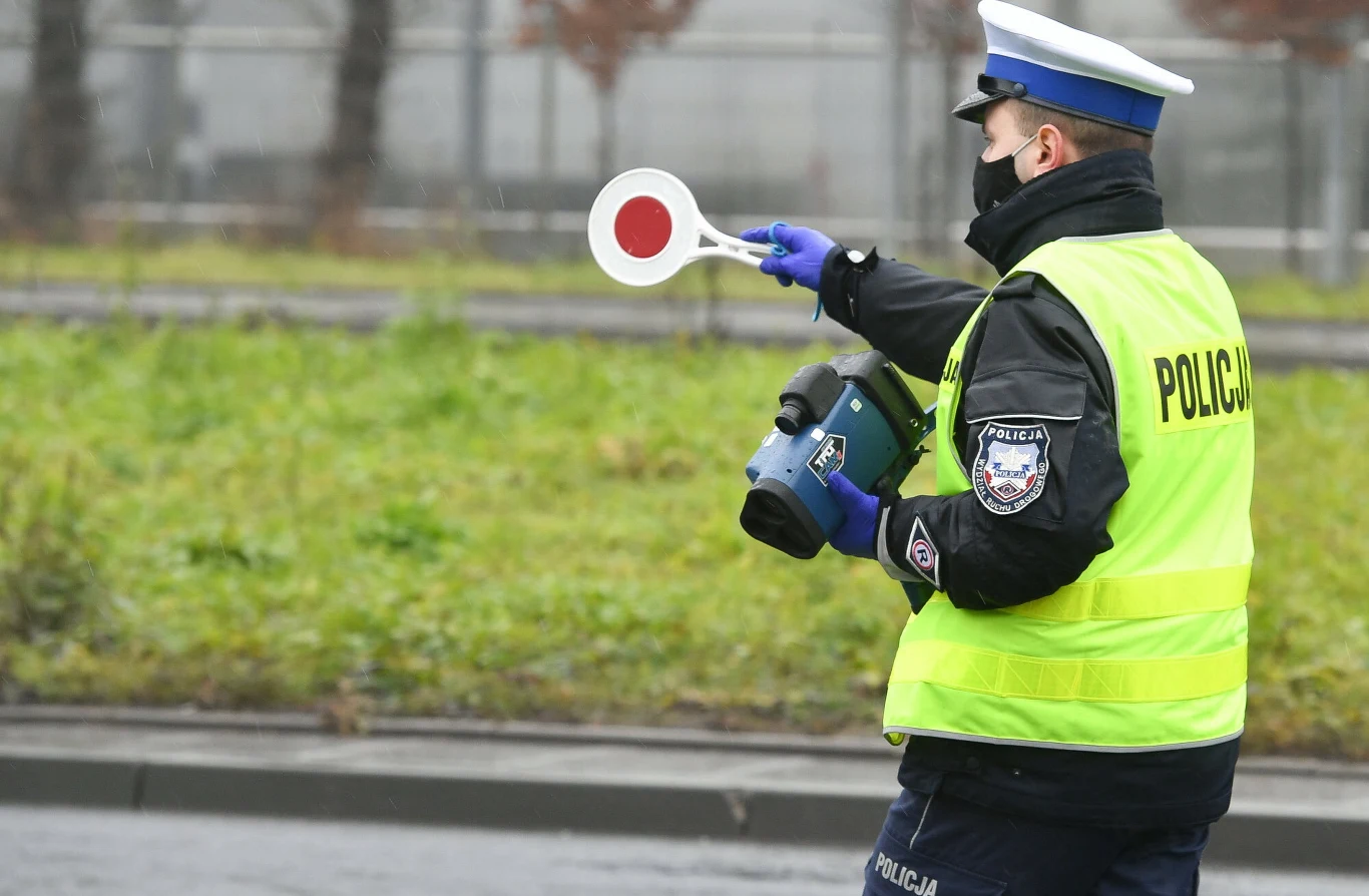 "Widok policjanta wywołuje przyśpieszone bicie serca" "Widok policjanta wywołuje przyśpieszone bicie serca"