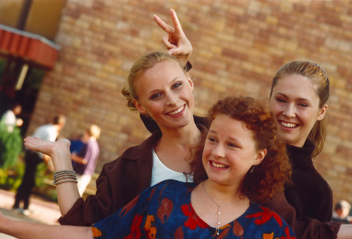 Dorota Naruszewicz, Kaja Paschalska, Paulina Holtz na planie serialu "Klan: Dorota Naruszewicz, Kaja Paschalska, Paulina Holtz na planie serialu "Klan: