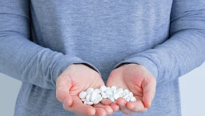 Stosowanie antybiotyków jest związane z ryzykiem raka jelita grubego - zaznaczają szwedzcy naukowcy