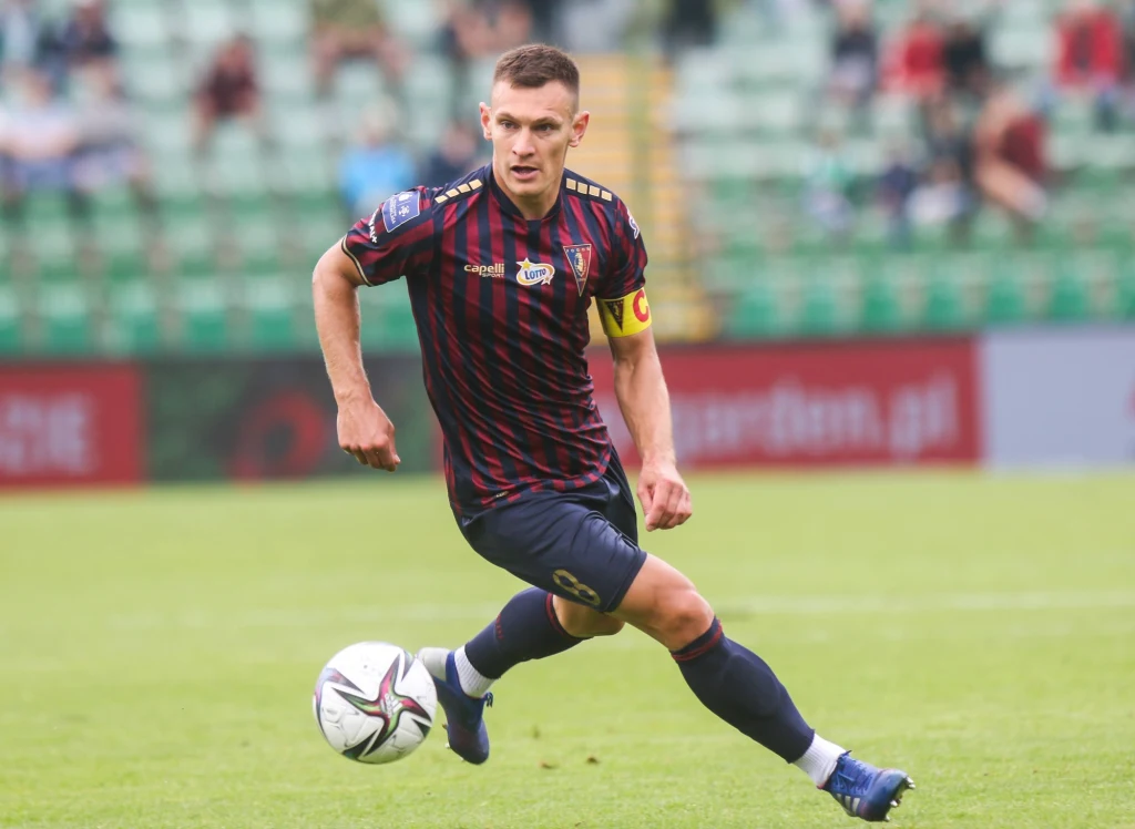 Damian Dąbrowski w barwach Pogoni Szczecin Damian Dąbrowski w barwach Pogoni Szczecin