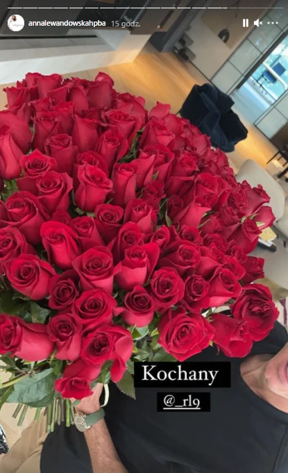 Anna Lewandowska pochwaliła się kwiatami od męża! Foto: Instagram / źródło: @annalewandowskahpba