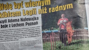Radny spalił publicznie szalik Lecha Poznań