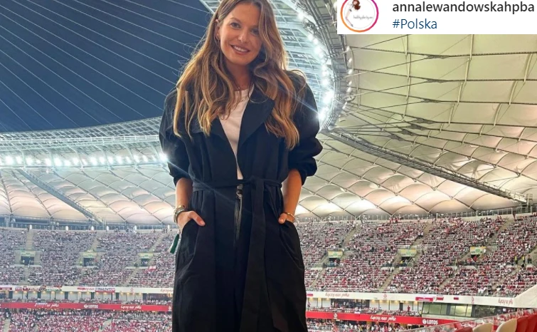 Anna Lewandowska https://www.instagram.com/annalewandowskahpba/