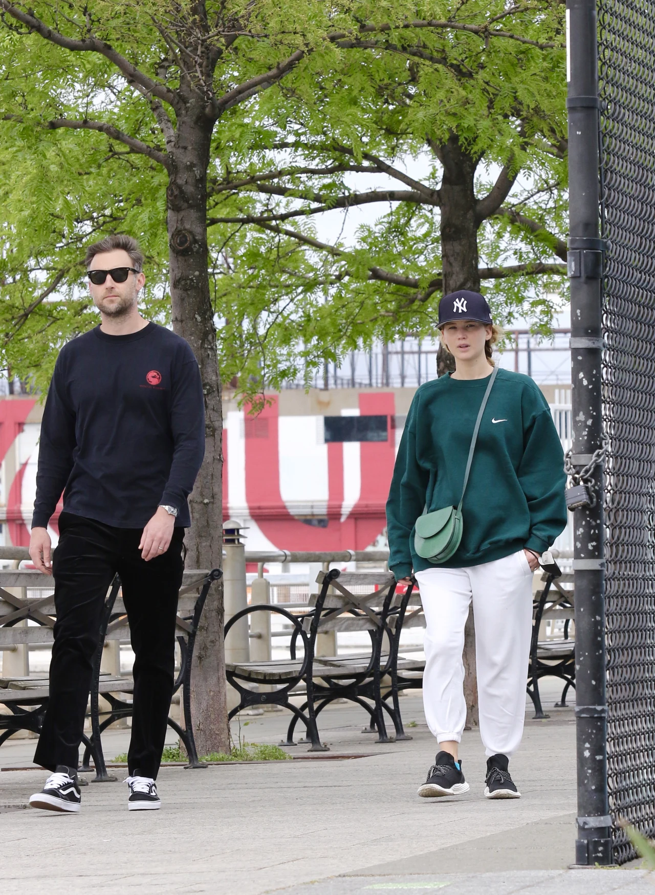 Jennifer Lawrence z mężem Jennifer Lawrence z mężem