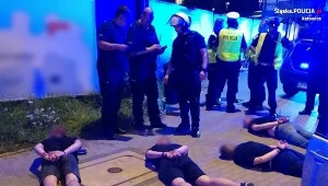 Pseudokibice napadli na policjantów. Zostali zatrzymani