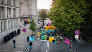 Protest Greenpeace'u pod resortem aktywów państwowych.