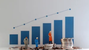 Zwiększanie salda migracji, napływ osób w wieku produkcyjnym i reprodukcyjnym poprawi kondycję systemu podatkowego i emerytalnego (zdj. ilustracyjne)