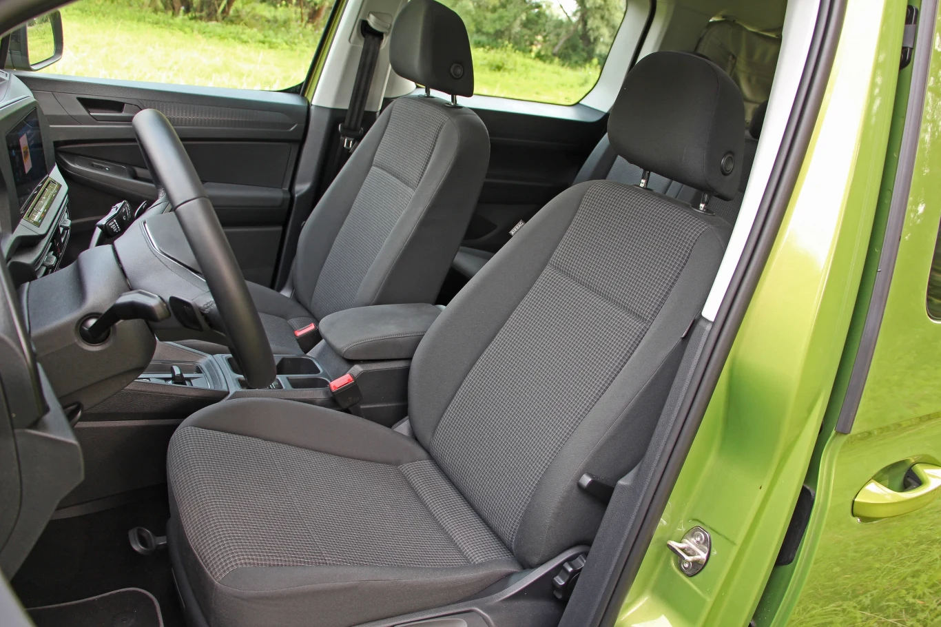 Volkswagen Caddy California 2.0 TDI DSG Volkswagen Caddy California 2.0 TDI DSG